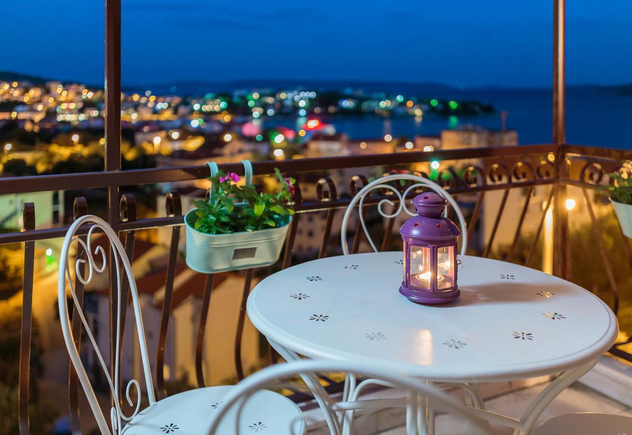 Apartments Loncar Seget Vranjica Exterior photo